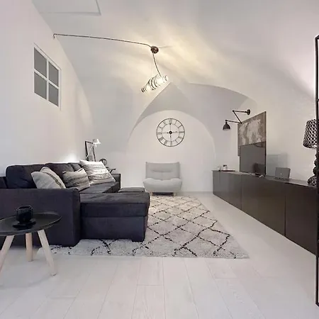Via Pia Elegante Suite Di Design Crociere 2' Savona Exterior foto
