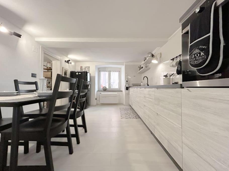 Via Pia Elegante Di Design Crociere 2' Apartment Savona